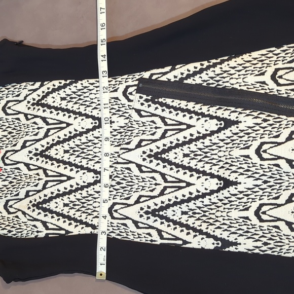 Desigual Dress Black White Embroidered Sleeveless Zippers Size 38 - Picture 10 of 12